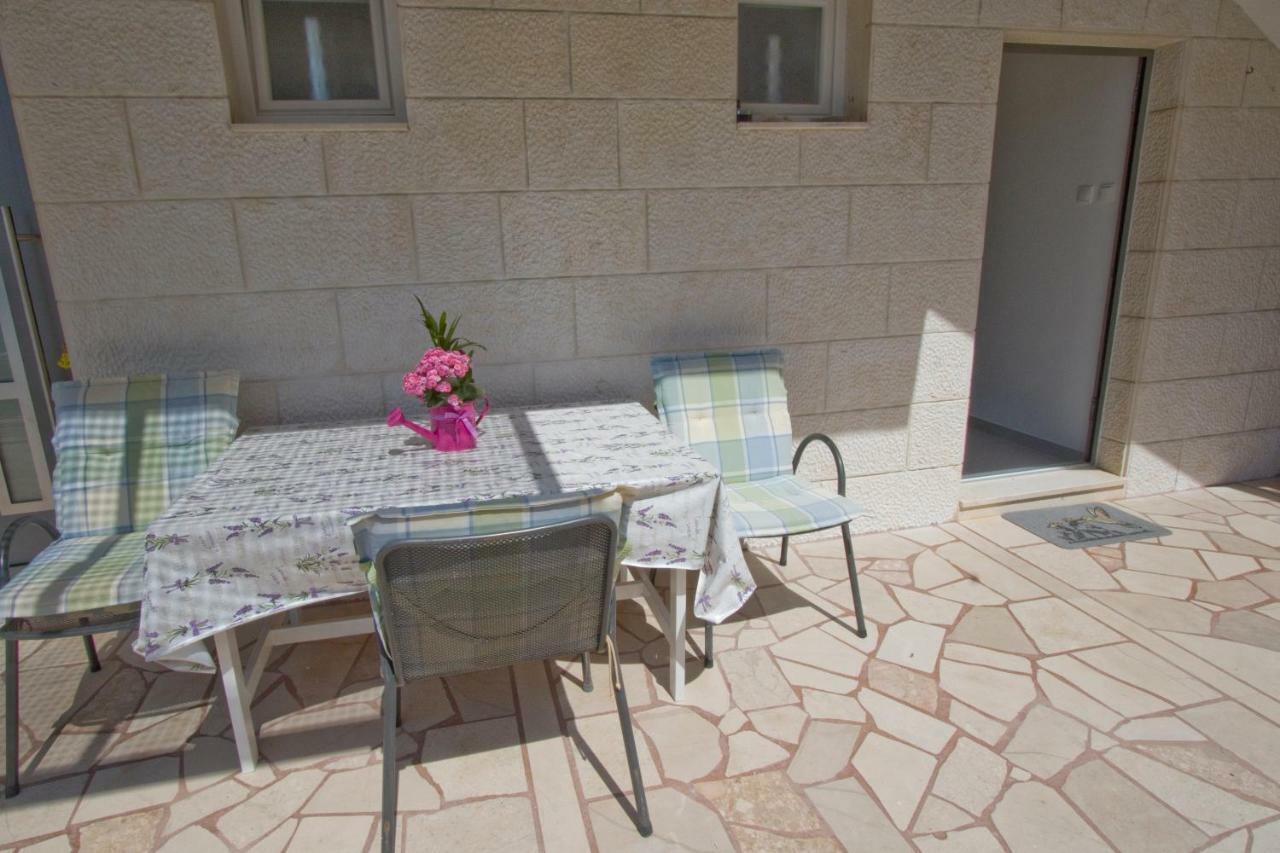 Apartmani Marija Cizmic ماكارسكا المظهر الخارجي الصورة