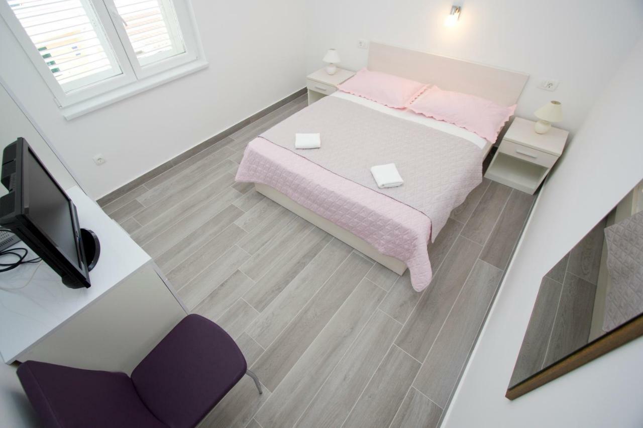 Apartmani Marija Cizmic ماكارسكا المظهر الخارجي الصورة