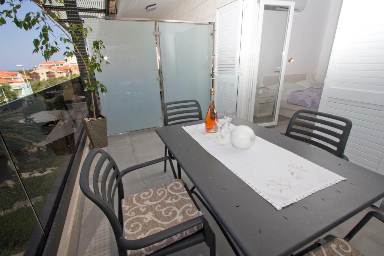 Apartmani Marija Cizmic ماكارسكا المظهر الخارجي الصورة