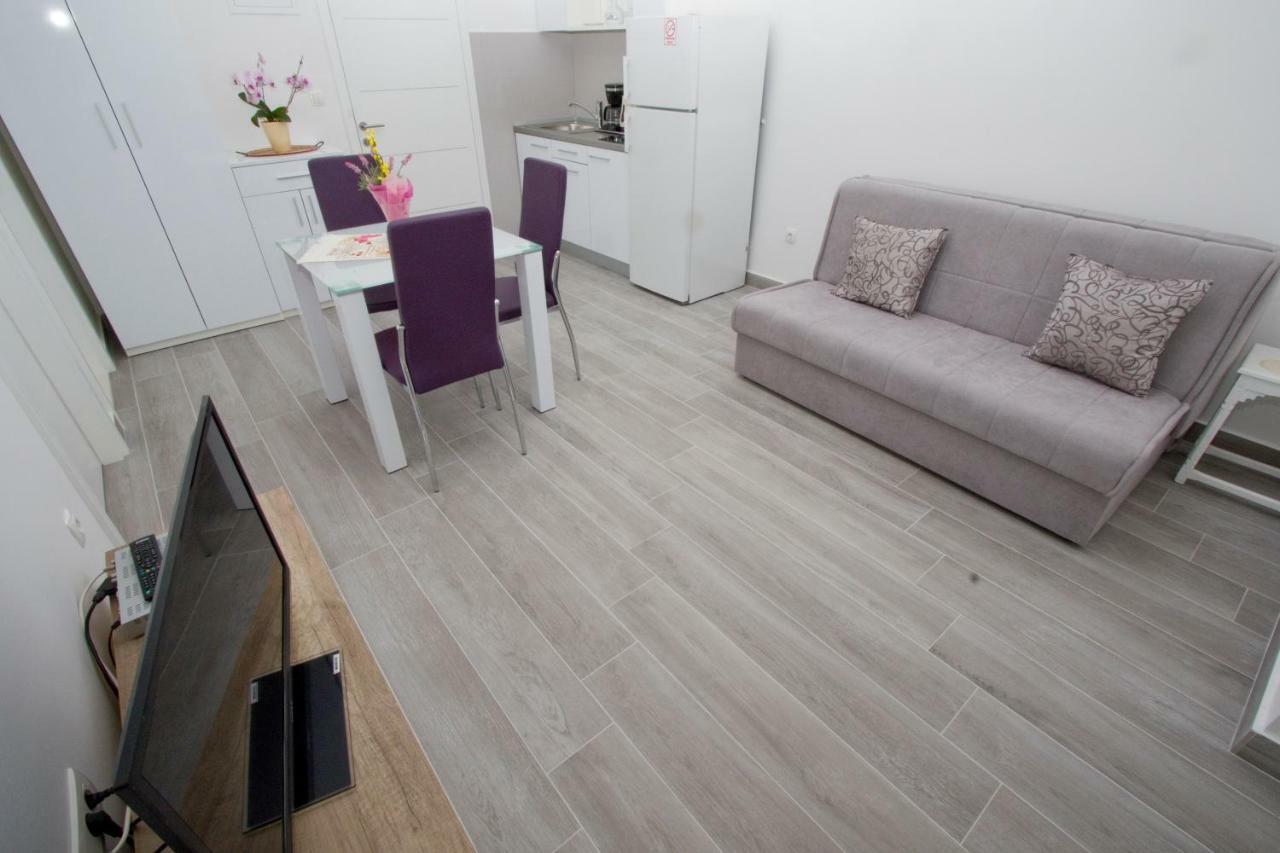 Apartmani Marija Cizmic ماكارسكا المظهر الخارجي الصورة