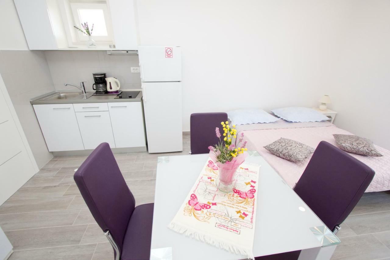 Apartmani Marija Cizmic ماكارسكا المظهر الخارجي الصورة