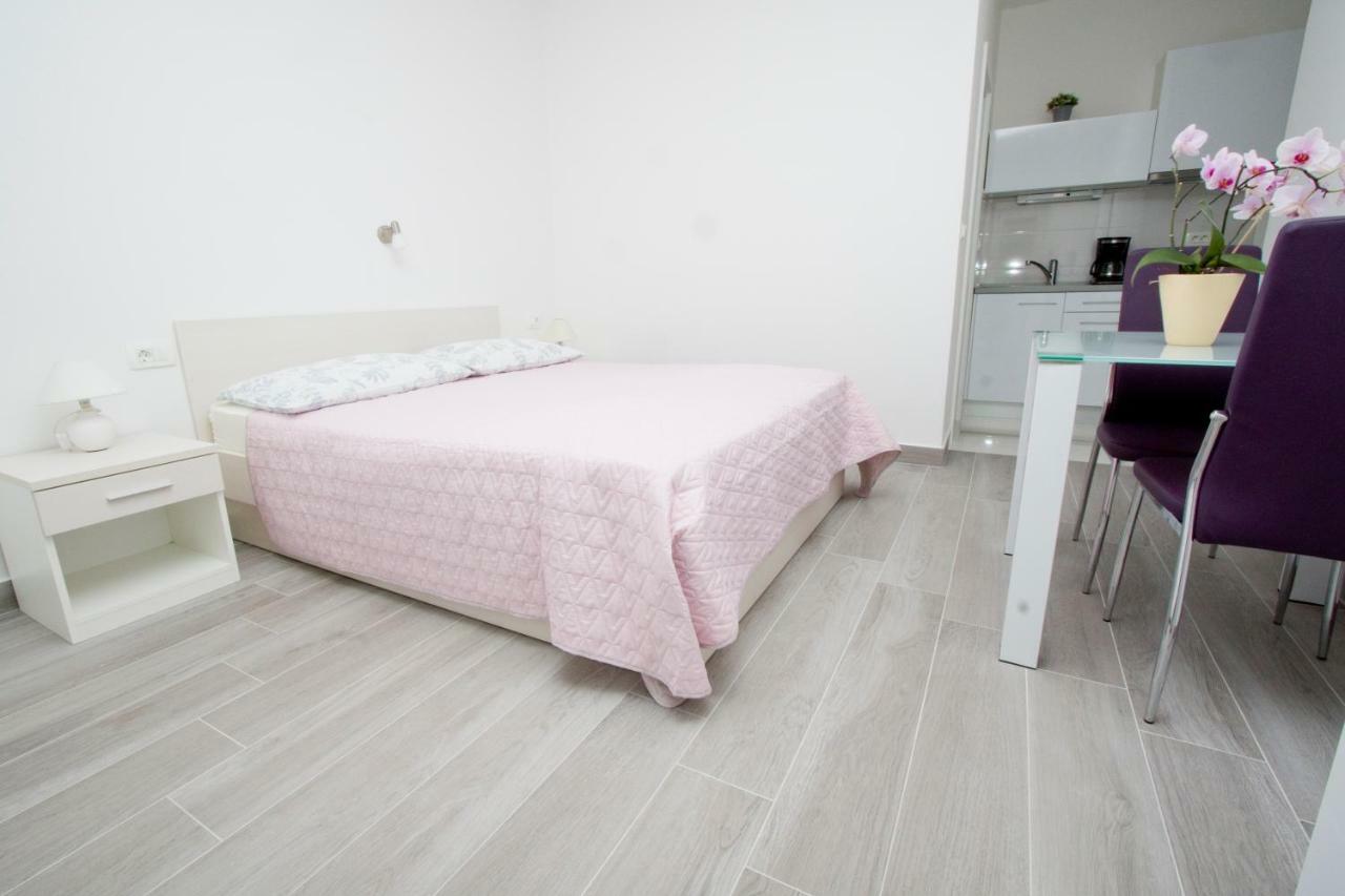Apartmani Marija Cizmic ماكارسكا المظهر الخارجي الصورة